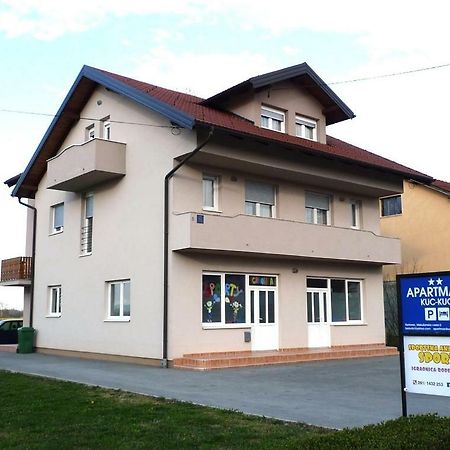 Kuc Kuc Apartmani Karlovac Exterior photo