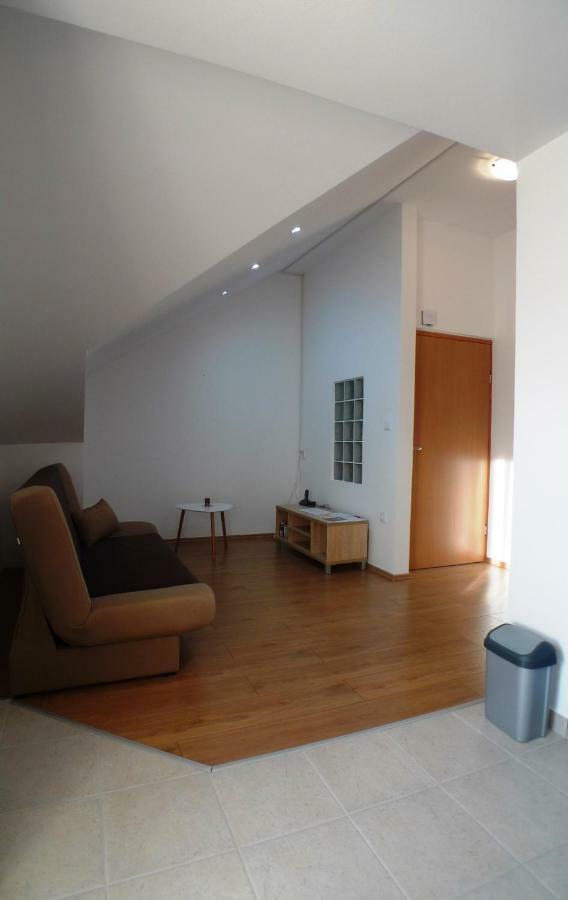 Kuc Kuc Apartmani Karlovac Exterior photo